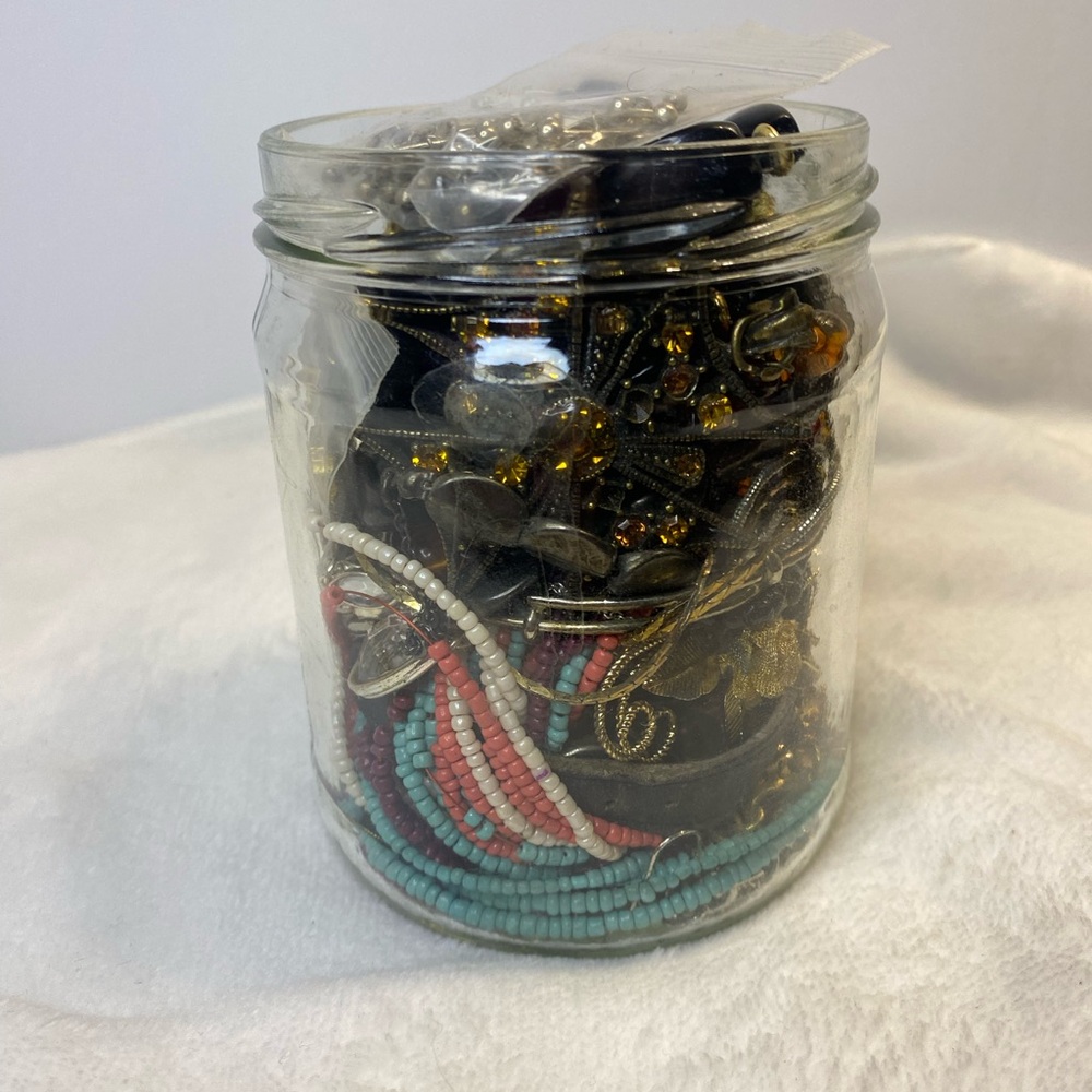 Mystery Jewelry Jar 25 - Picture 7 of 8